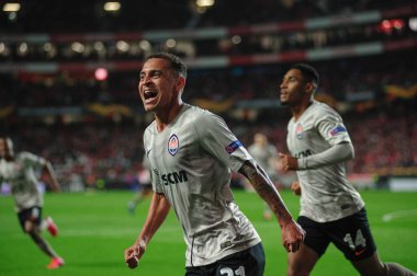 Lizbon, Portekiz - 27 Şubat 2020: Alan Patrick, Estadio Da Luz 'daki Avrupa Ligi maçında golü kutladı