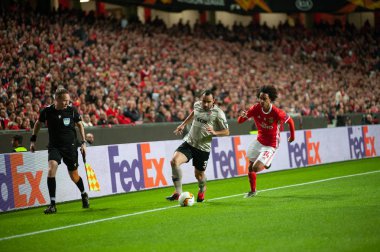 Lizbon, Portekiz - 27 Şubat 2020: Estadio Da Luz 'daki Avrupa Ligi maçında Tomas Tavares ve Ismaily