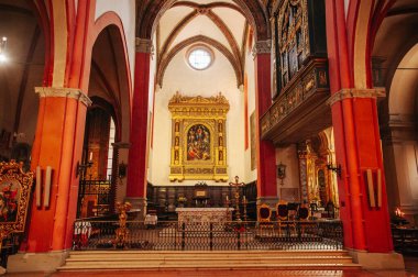 Bologna, İtalya - 30 Eylül 2019: Basilica di San Martino