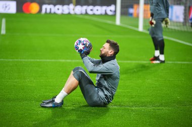 Leipzig, Almanya - 20 Mart 2020: Hugo Lloris Tottenham Hotspur kalecisi Leipzig Tottenham 'a karşı Leipzig Arena maçında 