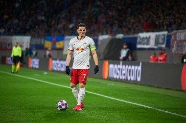 Leipzig, Almanya - 20 Mart 2020: Marcel Sabitzer Leipzig-Tottenham maçında Leipzig Arena maçından önce 
