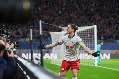 Leipzig, Almanya - 20 Mart 2020: Marcel Sabitzer Leipzig-Tottenham maçında Leipzig Arena maçından önce 