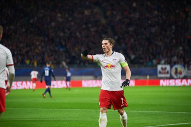 Leipzig, Almanya - 20 Mart 2020: Marcel Sabitzer Leipzig-Tottenham maçında Leipzig Arena maçından önce 