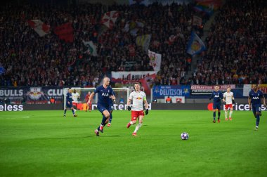 Leipzig, Almanya - 20 Mart 2020: Marcel Sabitzer Leipzig-Tottenham maçında Leipzig Arena maçından önce 
