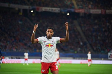 Leipzig, Almanya - 10 Mart 2020: Leipzig-Tottenham maçında Christopher Nkunku