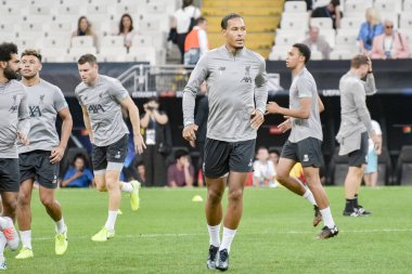 İstanbul, Türkiye - 13 Ağustos 2019: Liverpool FC oyuncusu Virgil Van Dijk 'in portresi