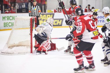 Druzkovka, Ukrayna - 11 Ocak 2020: Donbass, Dinamo Harkiv 'e karşı Ukrayna Hokey Ligi