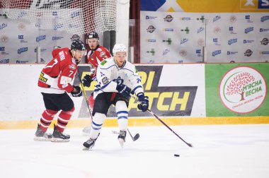 Druzkovka, Ukrayna - 11 Ocak 2020: Donbass, Dinamo Harkiv 'e karşı Ukrayna Hokey Ligi