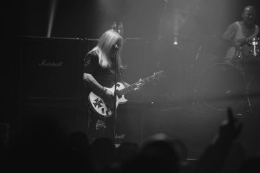 Kharkiv, Ukrayna - 27 Nisan 2017: Uriah Heep 'ten Mick Box