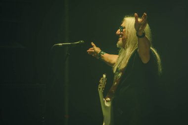Kharkiv, Ukrayna - 27 Nisan 2017: Uriah Heep 'ten Mick Box
