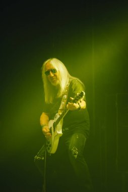 Kharkiv, Ukrayna - 27 Nisan 2017: Uriah Heep 'ten Mick Box