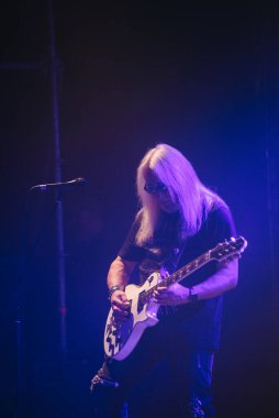 Kharkiv, Ukrayna - 27 Nisan 2017: Uriah Heep 'ten Mick Box