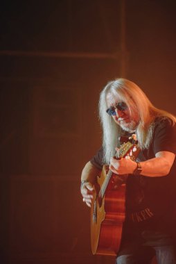 Kharkiv, Ukrayna - 27 Nisan 2017: Uriah Heep 'ten Mick Box