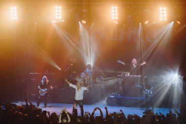 Kharkiv, Ukrayna - 27 Nisan 2017: Uriah Heep canlı yayın