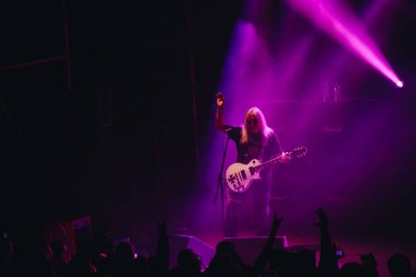 Kharkiv, Ukrayna - 27 Nisan 2017: Uriah Heep 'ten Mick Box