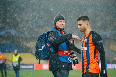 Kyiv, Ukrayna - 12 Aralık 2018: Genç Moraes, Shakhtar Şampiyonlar Ligi maçında Shakhtar Donetsk - Olympique Lyon