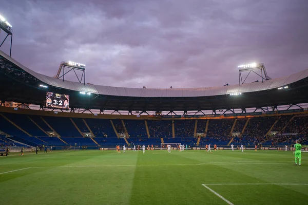 Kharkiv, Ukrayna - 14 Eylül 2019: Shakhtar Donetsk - Zorya Luhansk, Ukrayna Premiere Ligi maçı sırasında Metalist stadyumun genel görünümü