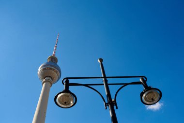 Berlin, Almanya - 15 Mayıs 2017: Berlin TV kulesi