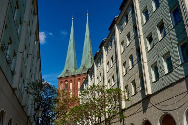 Berlin, Almanya - 15 Mayıs 2017: Nikolaikirche veya St. Nicholas Kilisesi