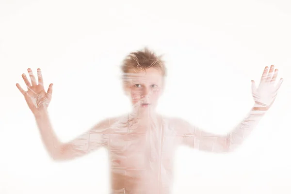 Retrato de menino mentalmente doente — Fotografia de Stock