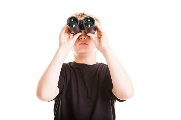 Niño mirando a través de prismáticos — Foto de Stock