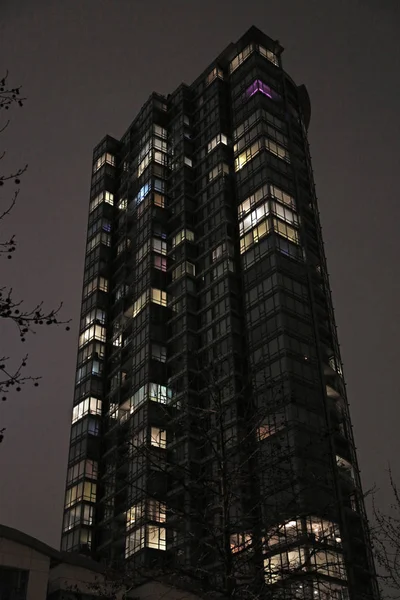 Casa residencial de luxo noite — Fotografia de Stock