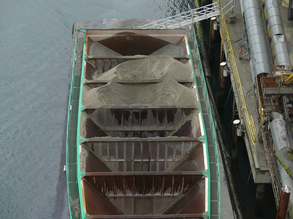 Bulk cement ship dock — Stock Photo, Image