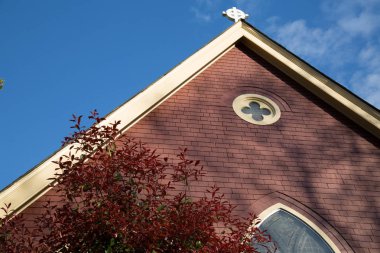 Modern kilise Tringle çatı