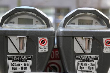 İki park metre Orta atış