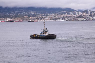 Longboat deniz dağ peyzaj North Vancouver