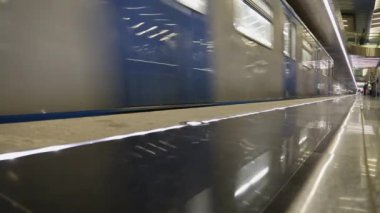 Yeraltı metro tren Moskova Rusya arka plan ulaşım