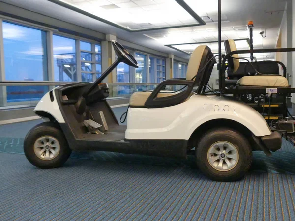 Engelli yolcular Havaalanı Hizmetleri için araba