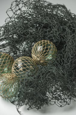 Japonya 'da deniz balıkçılığında kullanılan yüzen cam.