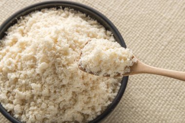 Japon pirinç mantar neden baharat pirinç kek