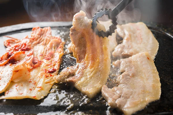Coreano assado pratos de porco — Fotografia de Stock