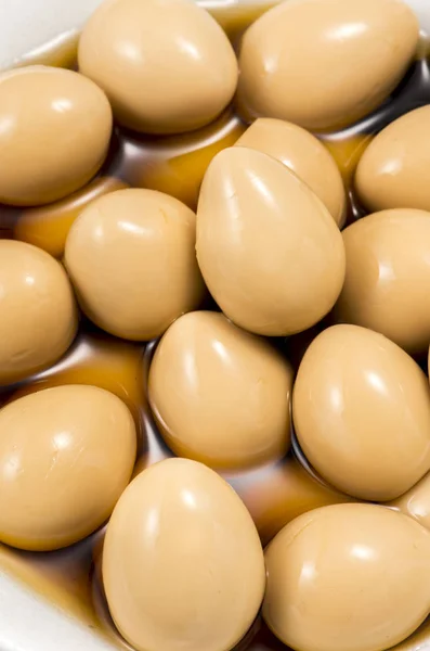 新鮮な卵で作られた味付け卵 — ストック写真