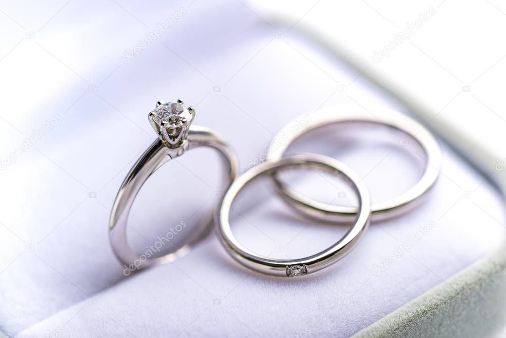 Beautiful diamond wedding ring