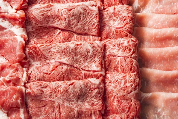 Πλάκα Ένα Κομμάτι Από Νόστιμο Βόειο Κρέας — Φωτογραφία Αρχείου