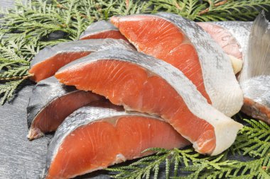 Taze ve lezzetli somon fileto