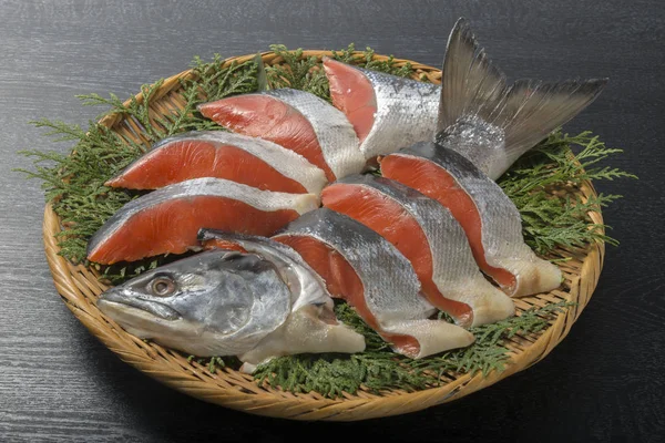 Taze ve lezzetli somon fileto