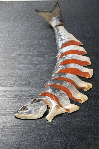 Taze ve lezzetli somon fileto