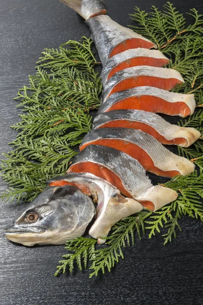 Taze ve lezzetli somon fileto