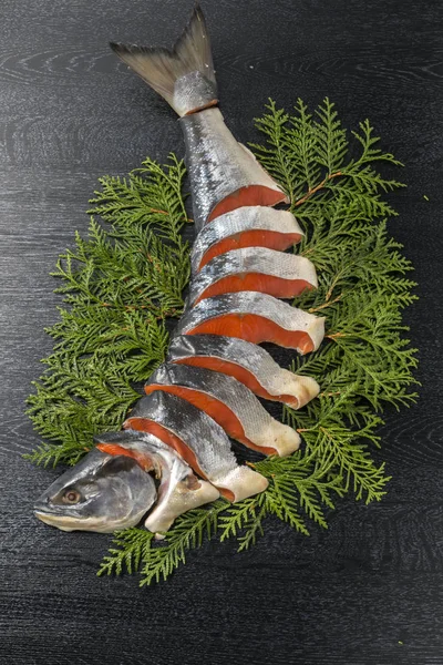 Taze ve lezzetli somon fileto