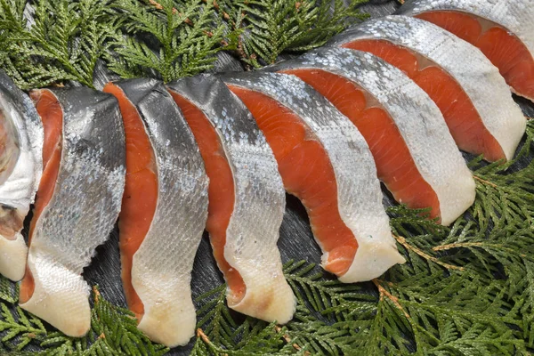 Taze ve lezzetli somon fileto