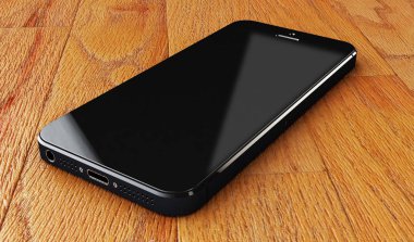 Akıllı telefonlar ile boş ekran, ahşap Resepsiyon arka plan - Merhaba siyah