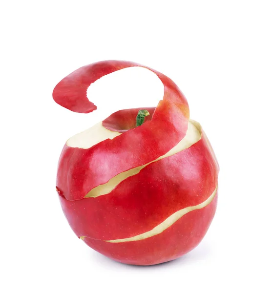 白い背景があるに分離された赤いリンゴのツイストの皮のクローズ アップ — ストック写真