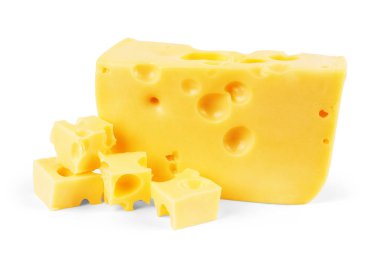 Bir parça peynir beyaza izole edilmiş.