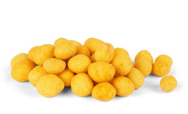 Peynir topları beyaz arka plan üzerinde izole