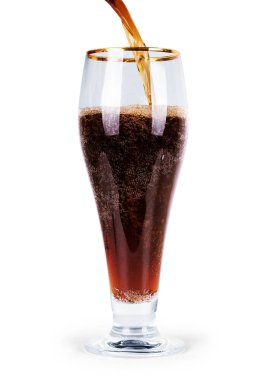 Coca cola içecek cam Isolated beyaz arka plan üzerinde