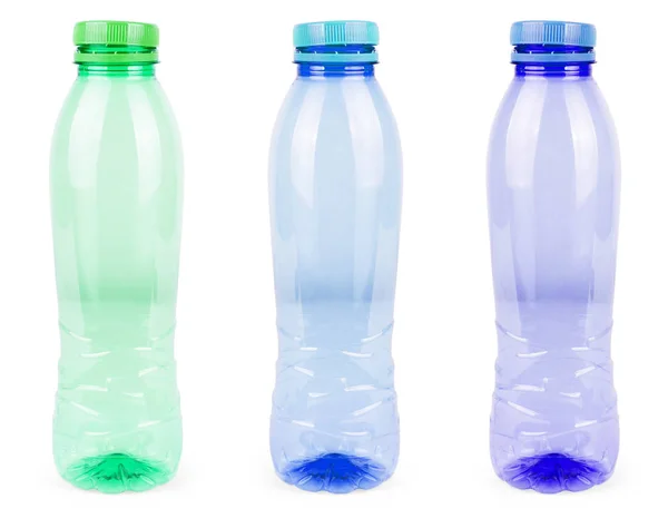 Пустая пластиковая бутылка на белом фоне — стоковое фото
